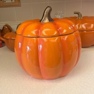 Pumpkin cookie jar 🎃